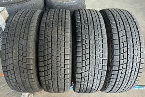 送料無料　215/70R16 100Q (ダンロップ)WINTER MAXX SJ8 4本　B.2