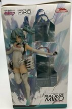 Wc111★グッドスマイルカンパニー レーシングミク 2014 Ver. 「VOCALOID」 1/8 ATBC-PVC製塗装済み完成品 中古 未開封品★_画像4