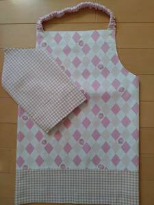 * hand made apron 2 point set 120 rom and rear (before and after) a-ga il * strawberry pattern *