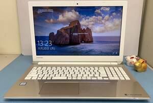 中古ノートパソコン★Windows10★TOSHIBA Core i7-8550U/@1.99GHz/4GB/SSD 256GB/15インチ以上★