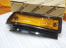 トヨタ│純正部品│サイドウィンカー 左側│AE86 トレノ 後期│ターンシグナル サイドマーカー│81741-12163_画像2