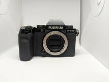 【中古・良品】FUJIFILM (フジフイルム) X-S10 ボディ＋バッテーリー×2＋128GBメモリーカード×2_画像2