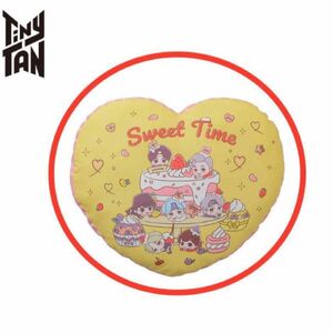 TinyTAN SweetTimeプレミアムハート型クッション BTS 