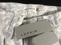 新品 タグ付き レプシィムローリーズファーム LEPSIM LOWRYS FARM タショクガラ スリムパンツ M グレー 白_画像5