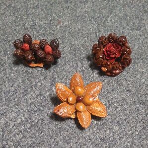 45.和装小物 50数年前の手作りブローチ 3点