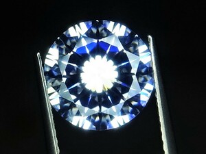 3.40ct 8mm 究極のExcellent cut 大粒キュービックジルコニア 理想的なラウンドブリリアンカット 人の手が一切触れていない完全未使用品