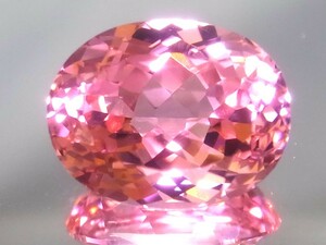 11.39ct 新品大粒・3パターンカラーチェンジ ・ピンクカラー合成セラミック宝石ヤグ ＹＡＧ（イットリウム・アルミニウム・ガーネット）