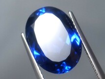 9.24ct 新品大粒サイズ・タンザナイトカラー 合成人造宝石 ヤグセラミック ＹＡＧ（イットリウム・アルミニウム・ガーネット） _画像5