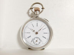 商館時計　ボーレル＝クルボアジェ社（Borel=Corvoisier)　14石　小型　1894年～1898年（明治27年～31年）　銀無垢ケース　分解清掃済み