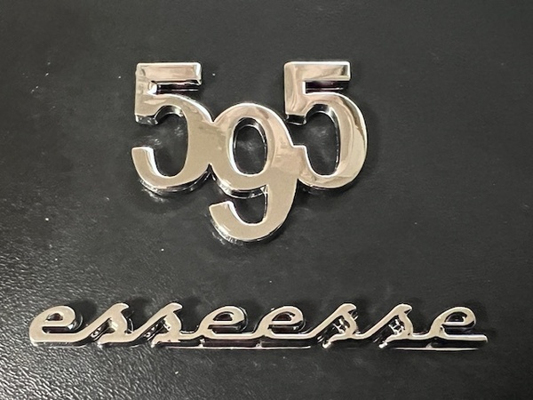 アバルト 595 Esseesse エッセエッセ メタル エンブレム 光沢 シルバー