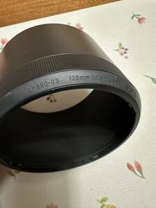 シグマ　sigma LENS HOOD LH880-03 135mm F1.8 DG HSM Art 用フード　 全てのマウント対応