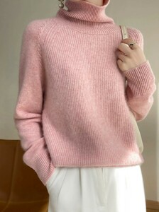 新入荷☆新品☆ふんわり柔らかミンクカシミヤ　着痩せ可愛い編みのハイネックニットセーター　ピンク