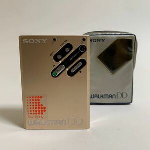 SONY ソニー カセットウォークマン WM-DD WALKMAN DD ゴールドカラー カバー付 当時物 ジャンク