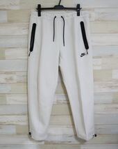 新品 Mサイズ NIKE ナイキ　NSW TECH FLEECE PANTS テック フリース パンツ　アイボリー　オフホワイト　DQ4313-030_画像1