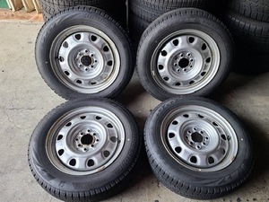 ヤリス　アクア　フィット　ヴィッツ　フィールダー　キューブなど　　175/65Ｒ15　ブリヂストン付き