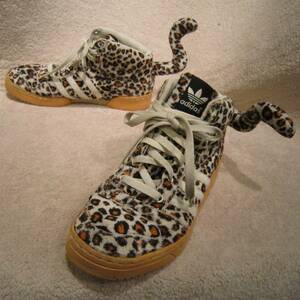 アディダス ジェレミースコット レオパード（V24536）茶系フリース 27㎝ US9　　　　　adidas by JEREMY SCOTT LEOPARD　2011年製　wj2311c