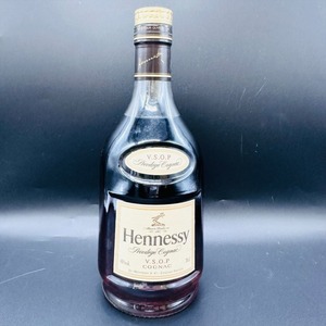 未開栓 Hennessy V.S.O.P ヘネシー COGNAC コニャック アルコール 40％ 700ml 1765年 保管品 フランス 嗜み お酒 ブランデー 古酒 1391