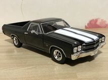 送料無料　1/18 シボレー　エルカミーノ　ブラック　ミニカー　CHEVROLET EL CAMINO SS 396 BLACK_画像5