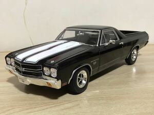 送料無料　1/18 シボレー　エルカミーノ　ブラック　ミニカー　CHEVROLET EL CAMINO SS 396 BLACK