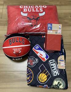 しまむら　NBA シカゴブルズ　寝具セット　枕・掛け布団カバー・敷きパット　バスケットボールクッション　ジョーダン　