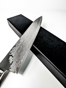 「高村刃物」 打雲花漆 牛刀210mm 牛刀 和包丁 Japan knife 打刃物 takamura Uchigumo Hana Urushi 鋼 包丁 ダマスカス