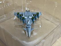 【前部ランディグギア破損】 hogan wings 6764 1/200 EF-2000 タイフーン F2 イギリス空軍 第29飛行隊 ユーロファイター戦闘機 ホーガン_画像3