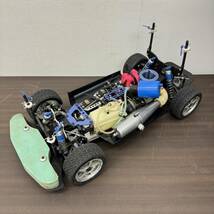 送料1100円～ ジャンク KYOSHO GS21 シャーシ マフラー Futaba S9404 ラジコン エンジンカー_画像1