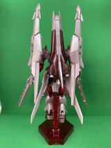 HG1/144Hi-νガンダムヴレイブアメイジングVer.紅の彗星(完成品)_画像3