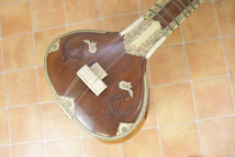 シタール SITER BOMBAY-400 004 インド 民族楽器 ケース付き 弦楽器 003JGGH33_画像2