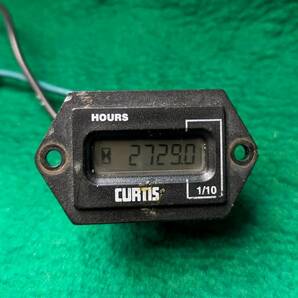 Curtis アワーカウンタ積算時間計 パネル取り付け 6桁電源12v・24v中古動作確認品送料全国一律ゆうメール１８０円の画像2