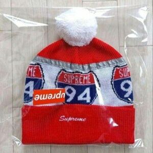 新品！Supreme　『94』ニット帽　レッド　フリーサイズ　ユニセックス　シュプリームビーニー　Supremeニット帽