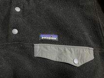 patagonia パタゴニア p6 ライトウエィトシンチラスナップt フリースジャケット ２０２１年製 ＢＦＯ　ブラック　Ｓサイズ　古着_画像2