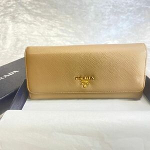 ※極美品※ プラダ PRADA サフィアーノ パスケース付 レザー ベージュ