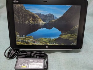 Fujitsuタブレット ARROWS Tab Q506/NB（Windows 10) /64GB/ペン無し