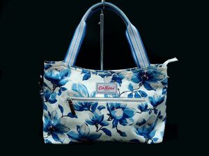 Cath Kidston キャスキッドソン ビニールコーティング 花柄 2WAY トート バッグ 白ｘ青 ■■ ☆ dka7 レディース