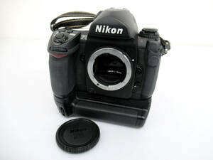 【Nikon/ニコン】戌⑤180//美品　Nikon/ニコン　F6 ボディ　MB-40付　一眼カメラ