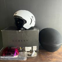 美品　OAKLEY ARO7 ¥53,900 タイムトライアル　TT ヘルメット _画像2