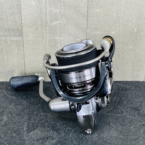 スピニングリール 【中古】美品　DAIWA ダイワ CALDIA 2004H カルディア 釣り具 フィッシング / 55252