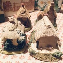 ★イギリス製 Lilliput Lane リリバットレーンお家 置物 箱付き4点セット★ミニチュアハウス _画像8