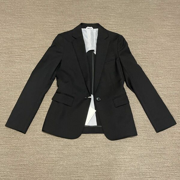 【タグ付き新品】洗えるおしゃれスーツ・ジャケット（THE SUIT COMPANY）定価18000円レディース