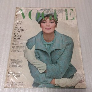 VOGUE　ヴォーグ　1963年　August 15 バート・スターン　デヴィッド・ベイリー　ホルスト　アーヴィング・ペン　ヴィンテージ