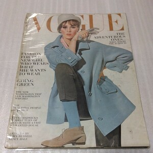 VOGUE　ヴォーグ　1963年　August 1 アーヴィング・ペン　デヴィッド・ベイリー　ホルスト　バート・スターン　ピーター・ビアード