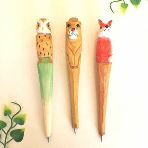ボールペン　ライオン　ふくろう　きつね　３本セット　木彫り