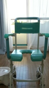  as good as new opening till Yazaki shower wheelchair toilet to type 4 wheel free car CAK-460