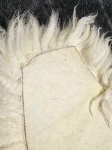 11-123-100【Bowron/ボーロン】ムートンラグ　長毛　ホワイト　ゴージャス　インテリア　冬物　プレミアムサイズ　110×84_画像8