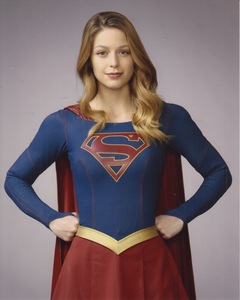 SUPERGIRL　スーパーガール　メリッサブノワ　Melissa Benoist　輸入　写真　洋画