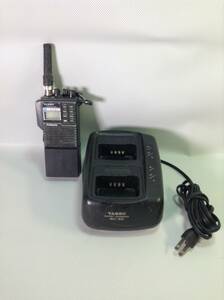 U854*YAESU Yaesu Yaesu wireless Palmate handy transceiver amateur radio FT-73 charger /NC-50 battery /FNB-17