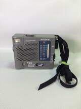 U892●SONY ソニー FM/AM 2BAND ラジオ ポータブルラジオ コンパクトラジオ ライト付き ICF-B50 防災_画像1
