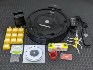 ☆ジャンク☆iRobot Roomba アイロボット ルンバ 770 ブラック ホーム&キッチン ロボット型クリーナー 真空掃除ロボット☆付属品多数