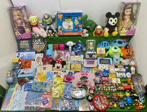 □43-140 ディズニー 雑貨 フィギュア 食器 おもちゃ 大量 まとめて リゾート ストア 一番くじ ミッキー プー ピクサー プリンセス アナ雪